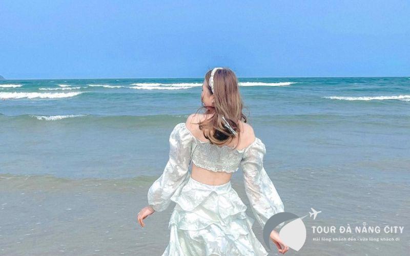 Biển Đà Nẵng là cung đường thơ mộng nhất ở Đà Nẵng