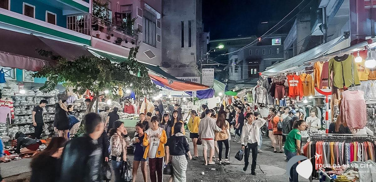 Chợ đêm sinh viên - Chợ Hòa Khánh